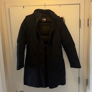 North Face Outer Boroughs Parka, size Small